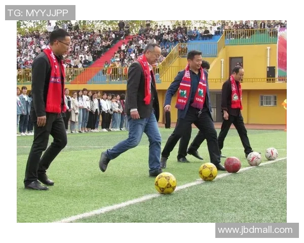 电白足球球星崛起之路:从青训到职业联赛的奋斗历程与成就 电白足球球星崛起之路:从青训到职业联赛的奋斗历程与成就