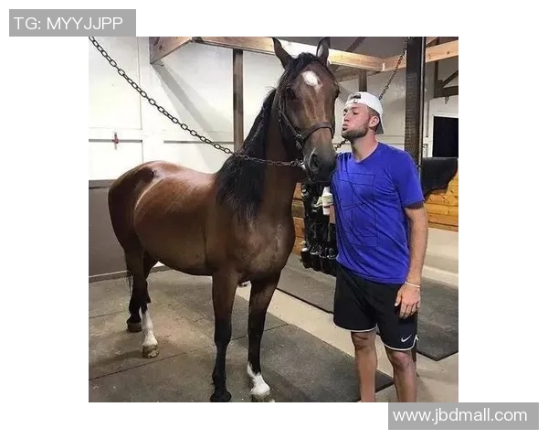 足球球星萌宠大曝光 这些明星与心爱的宠物互动瞬间超治愈